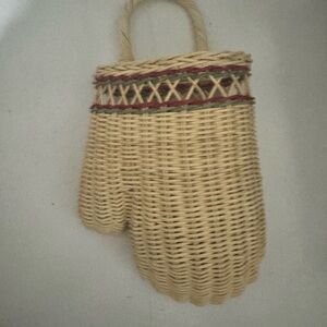 Vintage Basket Woven Straw Oven Mitt Basket Mitten Rattan Hanger decor